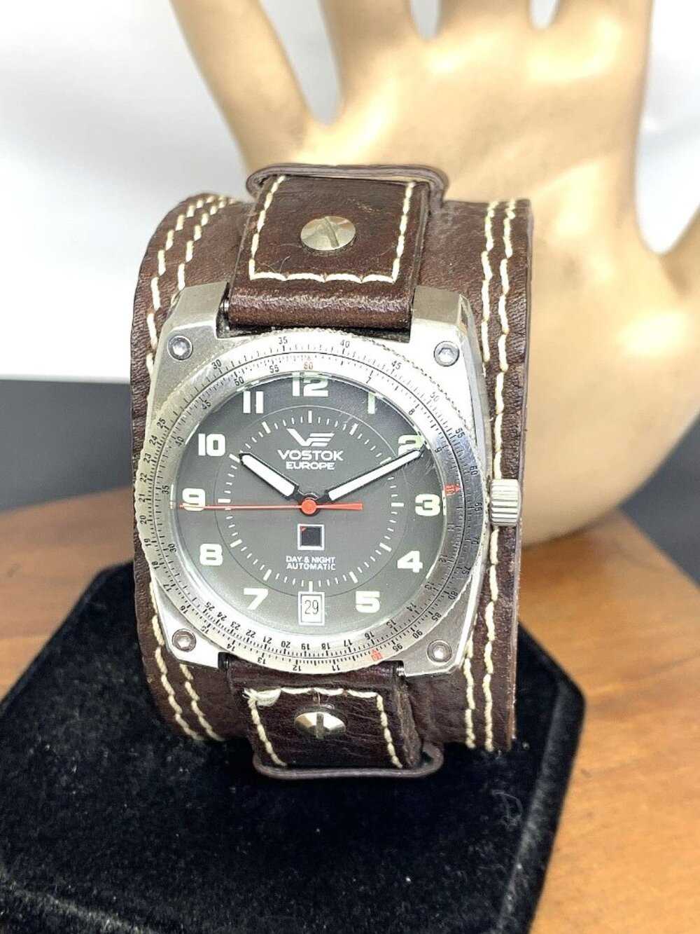 Vostok Men's Watch Lunokhod Automatic Gray Dial Day & Night Wide Leather 37mm
